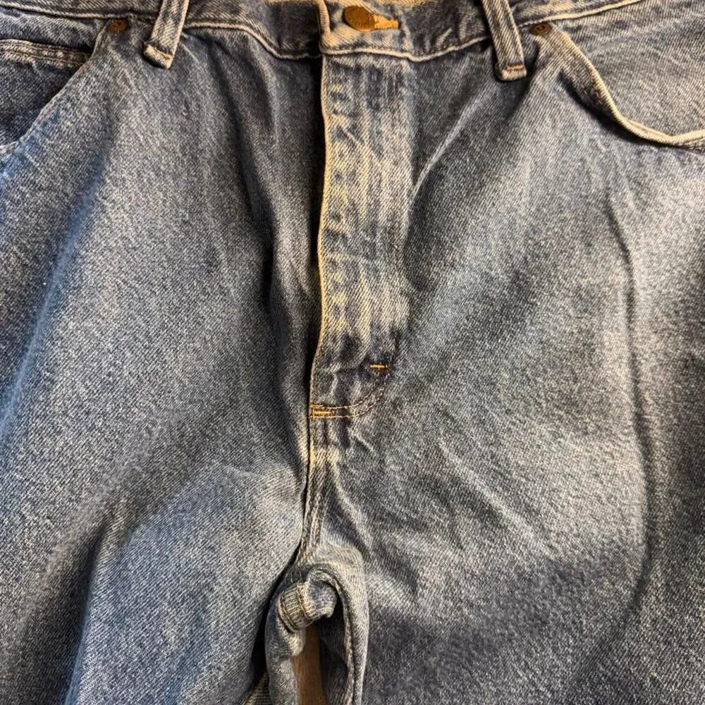 Wrangler Men's Blue Jeans